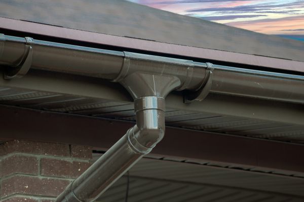 Gutter Rerouting in Valencia