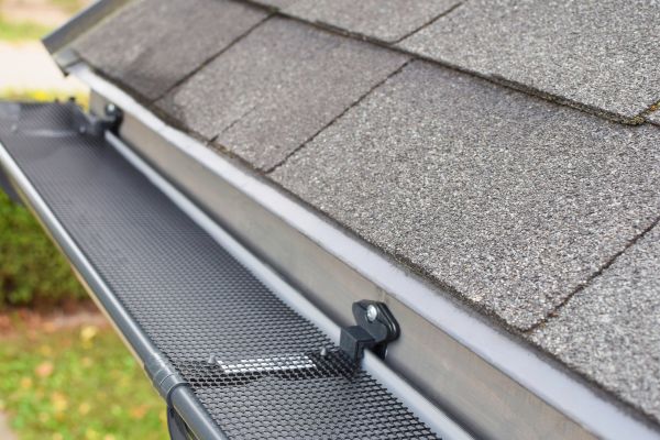 Cost of Covered Gutter Installation in Valencia
