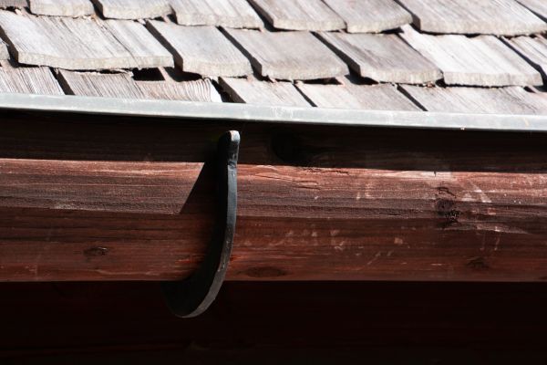 Wooden Gutter Replacement in Valencia