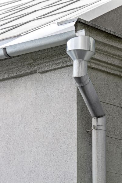 Galvanized Gutter Installation in Valencia