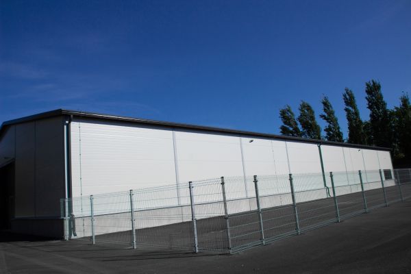 Warehouse Gutter Installation in Valencia