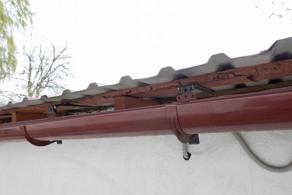 Round Gutters Installation in Valencia